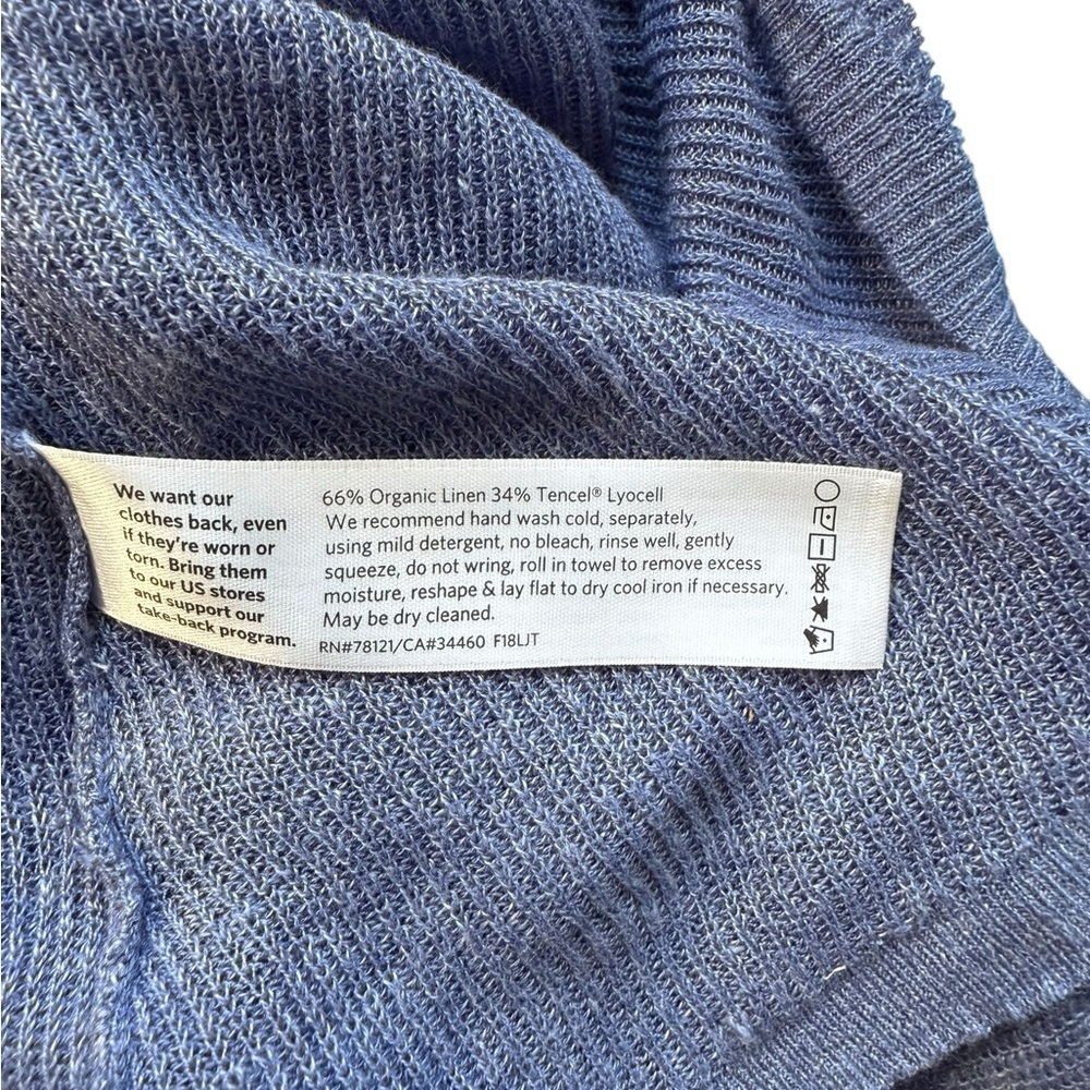 Eileen Fisher Linen Blend Tunic Top Lightweight, Size Medium Blue - Picture 5 of 5
